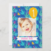 ピンクラマおもしろいファーストバースデーパーティーガール 招待状 (裏面)