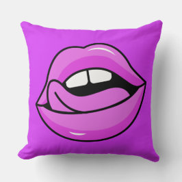 ピンクリップ装飾用クッション クッション