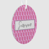 ピンクリボン乳がん生存者オーナメント オーナメント (正面)
