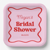 ピンクレッドウェー縁どブブライダルシャワー ペーパープレート (正面)