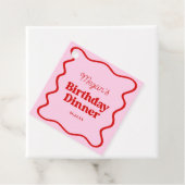 ピンクレッドウェー縁どブ誕生日ディナーパーティー フェイバータグ (インサイチュ)