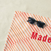 ピンクレッドストライプパターンウェディングパーティー ビーチタオル (インサイチュ)