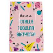 ピンクレトロおもしろい80sスラング誕生日抱き枕 ミディアムペーパーバッグ (裏面)