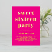 ピンクレトロはっきりしたタイポグラフィスウィート16誕生日 箔招待状 (立ち正面)