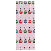 ピンクレトロスキーリフトイラストレーションスキーヤー ワインギフトバッグ (裏面)