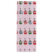 ピンクレトロスキーリフトイラストレーションスキーヤー ワインギフトバッグ (正面)