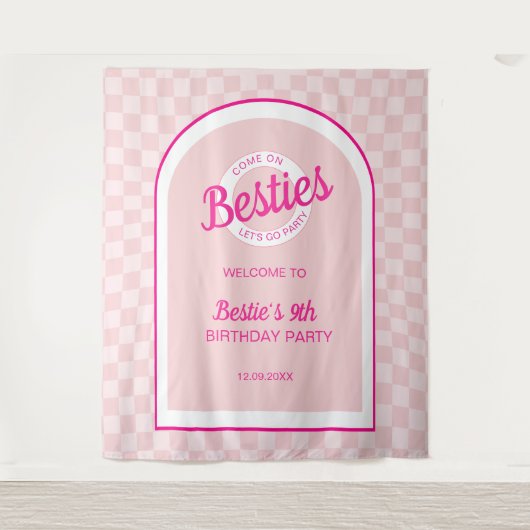 ピンクレトロドールレッズゴーパーティー誕生日 タペストリー (正面)