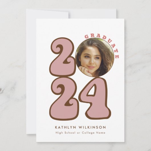 ピンクレトロGroovyおもしろいスクリプトワイルドフラワー卒業 招待状 (正面)