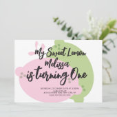 ピンクレモネードレモンライムフルーツファースト誕生日 招待状 (スタンド正面)