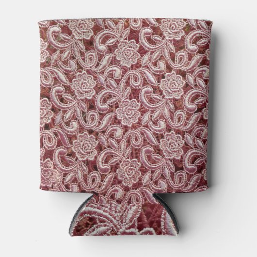 ピンクレース、ヴィンテージバラパターン。 缶クーラー (正面)