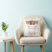 ピンクローズの金ゴールドかわいい猫のお姫様モノグラム クッション (椅子)