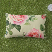 ピンクローズアンドローズブド アウトドアクッション (芝生)
