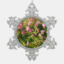ピンクローズイン開花 スノーフレークピューターオーナメント