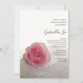 ピンクローズオンホワイトブライダルシャワー 招待状 (正面)