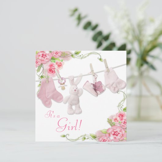 ピンクローズクローセラインベビーガールシャワー招待状 招待状 (スタンド正面)