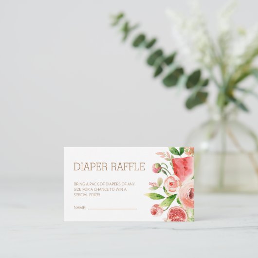 ピンクローズフローラグリーンベビーおむつラッフル エンクロージャーカード (スタンド正面)