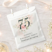 ピンクローズフローラバンチエイジ誕生日パーティー フェイバーバッグ (クリップ留めされた状態)