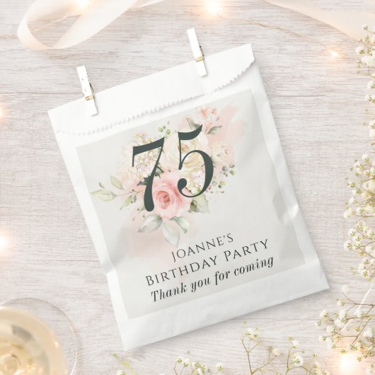 ピンクローズフローラバンチエイジ誕生日パーティー フェイバーバッグ (クリップ留めされた状態)