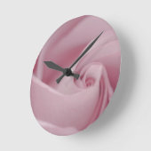 ピンクローズマクロ ラウンド壁時計 (傾斜)