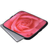 ピンクローズラップトップスリーブロマンチックバラタブレットケース ラップトップスリーブ (正面下部)