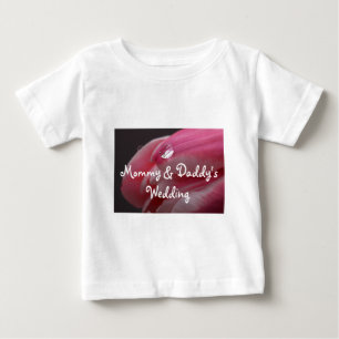 ピンクローズレインドロッ結婚プ ベビーTシャツ