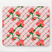 ピンクローズ登山チェーンリンクフェンスシームレスパット マウスパッド (正面)