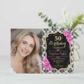ピンクローズ白黒ダマスク写真50誕生日 招待状 (スタンド正面)