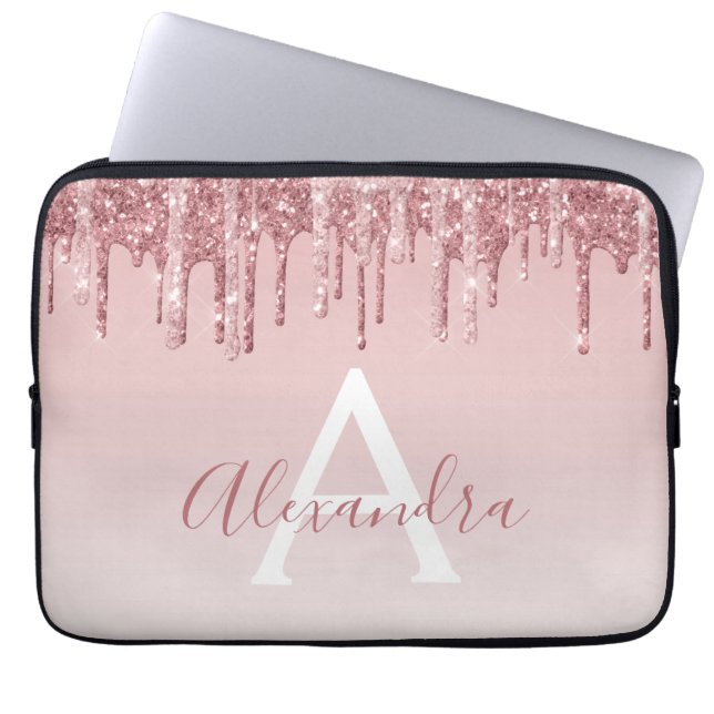 ピンクローズ金ゴールドグリッタースパークルモノグラム ラップトップスリーブ (正面)