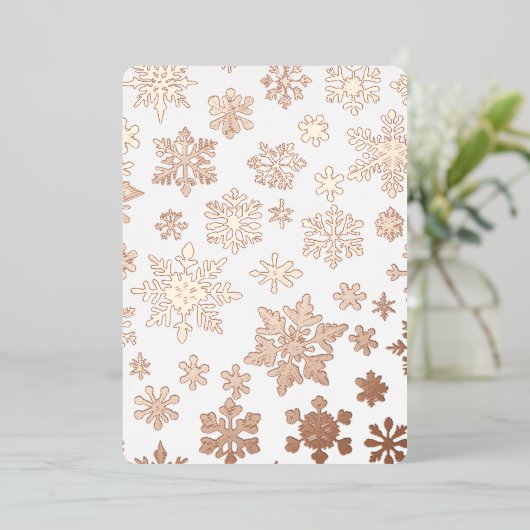 ピンクローズ金ゴールドスノーフレークフォトフォイルホリデーカード 箔招待状 (立ち正面)