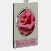 ピンクローズIかわいらし花の写真 シルバープレートバナーオーナメント (右)