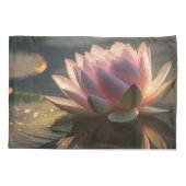 ピンクロータスインザモーニングライトピラロケース 枕カバー (裏面)