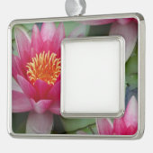 ピンクロータスウォーターリリー額縁オーナメント シルバープレートフレームオーナメント (左)