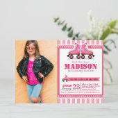 ピンクローラスケートスポーツ誕生日写真 招待状 (スタンド正面)