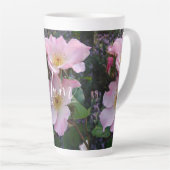 ピンクワイルドバラ花フローラフォトムマザーズデイ カフェラテマグ (右アングル)