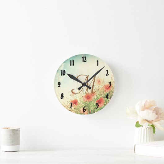 ピンクワイルドフラワーズモノグラムイニシャルウォールクロック ラウンド壁時計 (ホーム)