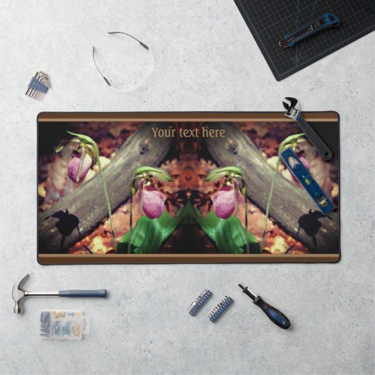 ピンクワイルドレディースリッパーオーキッドフラワーパーソナライズされた デスクマット (ワークステーション)