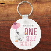 ピンクワン間抜けグース1歳の誕生日 キーホルダー (正面)