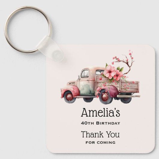 ピンクヴィンテージ農家のトラック誕生日ありがとう キーホルダー (正面)