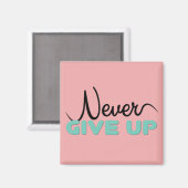 ピンク与えとブルーのマグネット「Never Up」 マグネット (正面/裏面)
