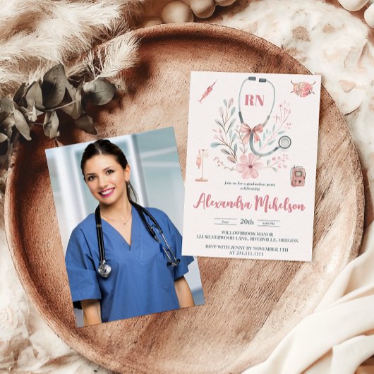 ピンク写真水彩看護学校卒業生 招待状