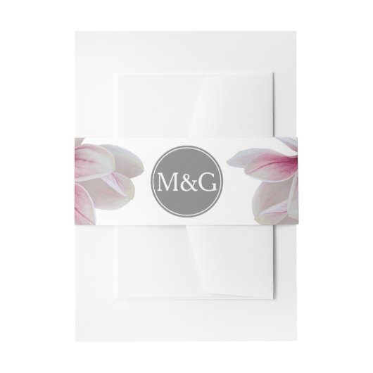 ピンク南マグノリアの花とイニシャル文字 招待状ベリーバンド (正面例)