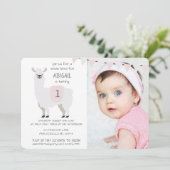 ピンク及びアイボリーのかわいいラマの子供の誕生日のパーティー 招待状 (スタンド正面)