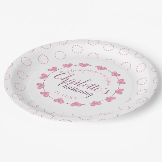 ピンク及び白い花のプレートに洗礼を施している女の赤ちゃん ペーパープレート (アングル)