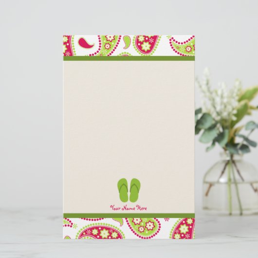 ピンク及び緑のペイズリー、緑のビーチサンダルの文房具 便箋 (スタンド正面)