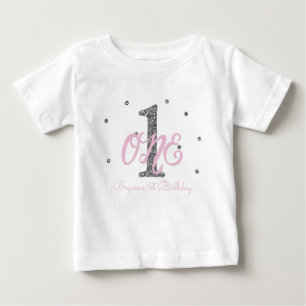 ピンク及び銀製の女の子1つの第1誕生会のカスタム ベビーTシャツ