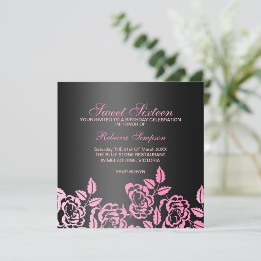 ピンク及び黒のバラの花びらの菓子16の誕生日の招待 招待状 (スタンド正面)