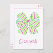 ピンク名門私立校風のとグリーンストライプのボーパーソナライズされた ノートカード (正面/裏面)