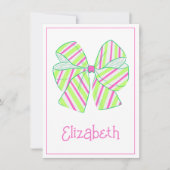 ピンク名門私立校風のとグリーンストライプのボーパーソナライズされた ノートカード (正面)