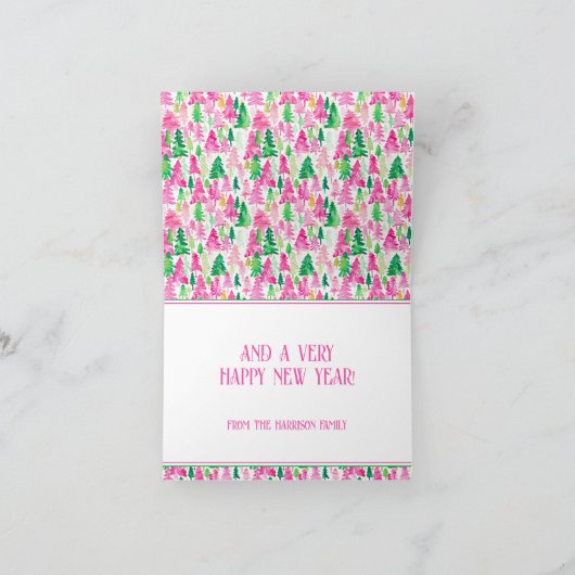 ピンク名門私立校風のと緑のクリスマスツリーパーソナライズされた シーズンカード (内部)