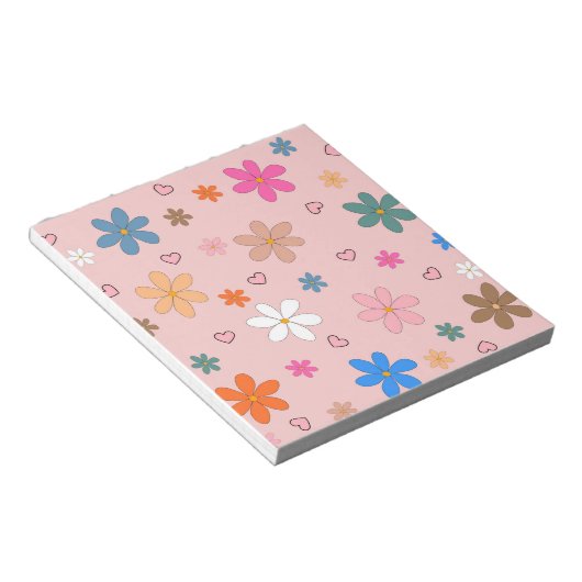 ピンク名門私立校風のの花カラフルハートY2Kパターン ノートパッド (アングル)